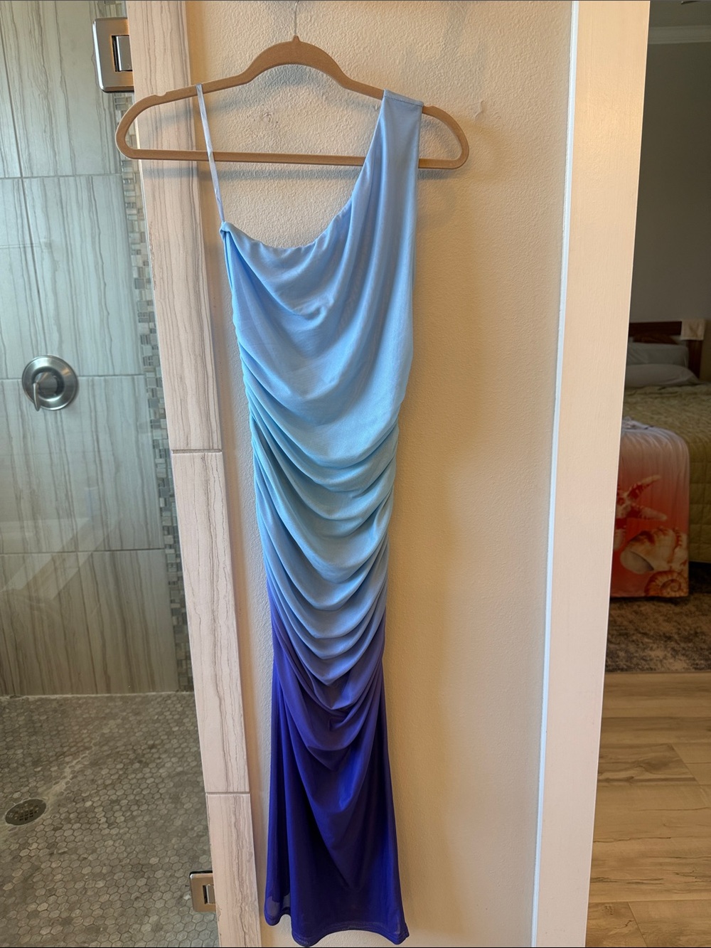 Runaway The Label blue ombré midi